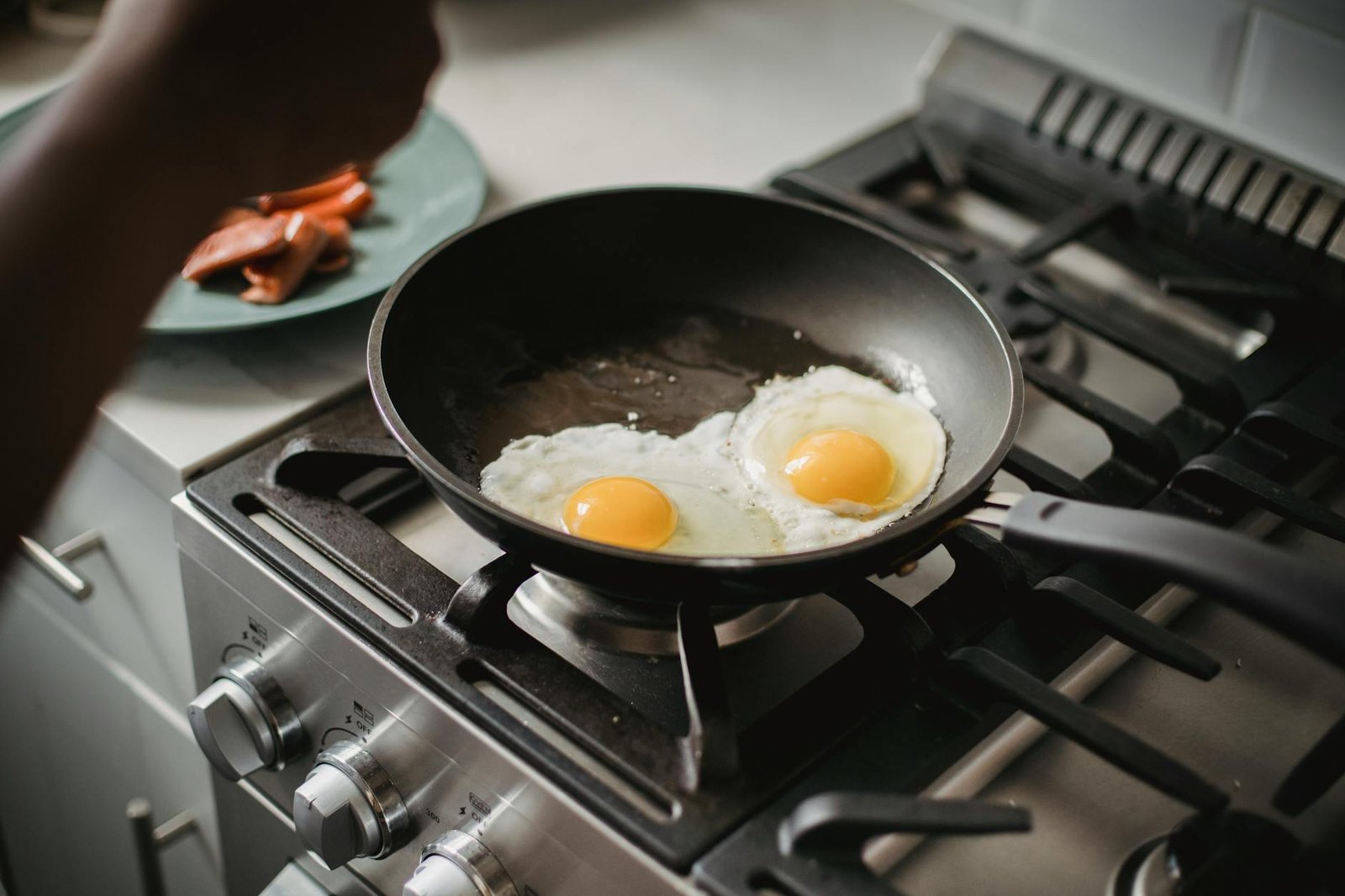 How to Choose the Right Pan for Every Cooking Job Without Wasting Money